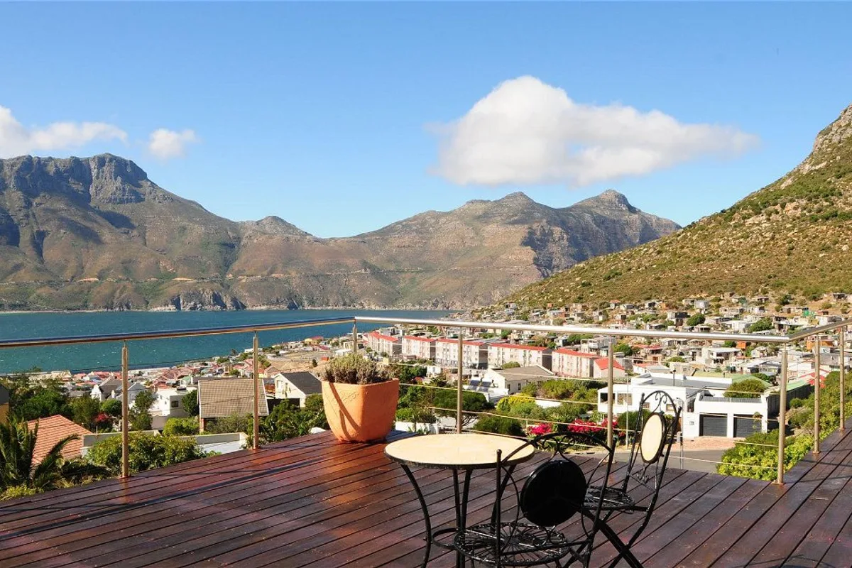 Hout Bay Breeze